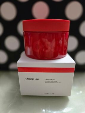 ✨️Glossier Crème De You✨️